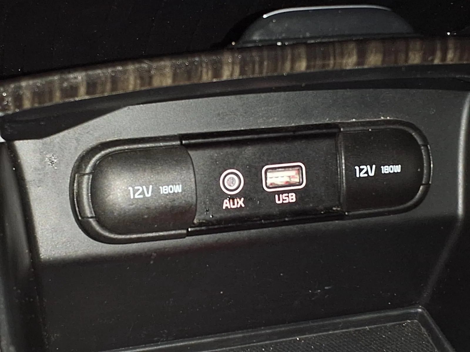 Used 2020 Kia Sorento EX FWD image 22