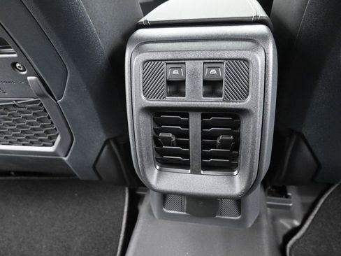 New 2025 Ford Bronco Badlands image 29