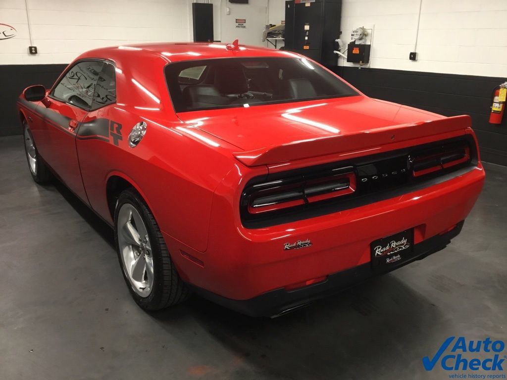 Used 2017 Dodge Challenger R/T Plus RWD image 7
