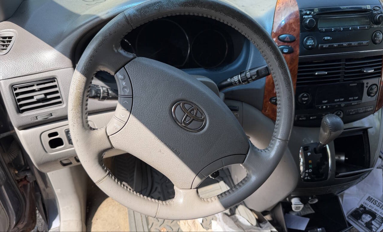 Used 2006 Toyota Sienna XLE FWD image 34