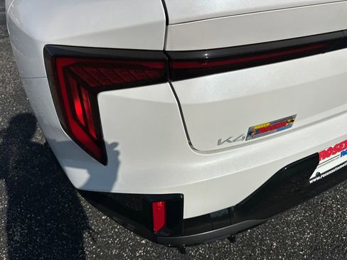 New 2025 Kia K4 GT-Line w/ GT-Line Premium Package image 36