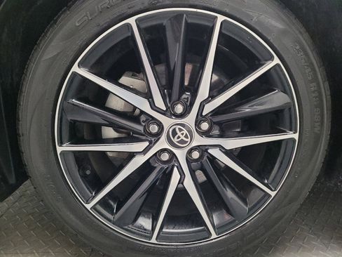 Used 2022 Toyota Camry SE FWD image 31