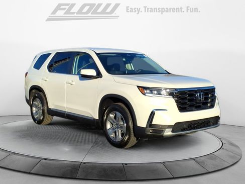 New 2025 Honda Pilot EX-L image 1