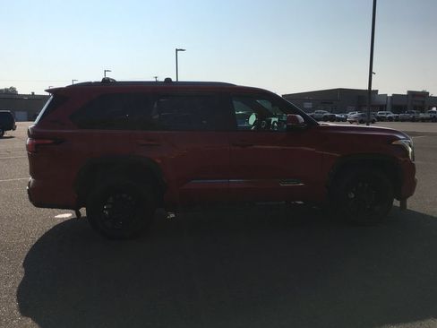 Used 2025 Toyota Sequoia Platinum w/ TRD Performance Package (TMS) AWD/4WD image 10