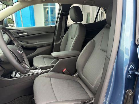 Used 2024 Buick Encore GX Preferred AWD/4WD image 9