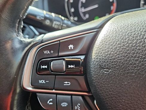 Used 2018 Honda Accord Sport image 11