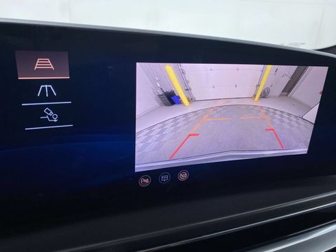 Certified 2024 Cadillac Lyriq Tech AWD/4WD image 6