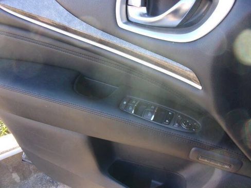 Used 2015 INFINITI QX60 FWD w/ Premium Plus Package image 14