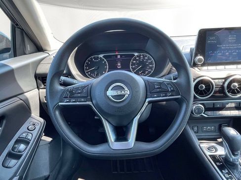 Used 2024 Nissan Sentra SV FWD image 13