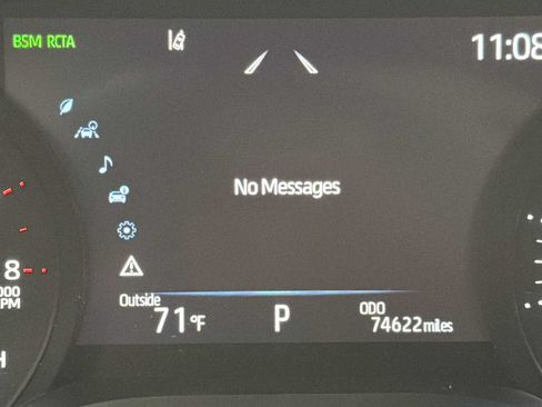 Certified 2022 Toyota Avalon XLE w/ Moonroof Package FWD image 17