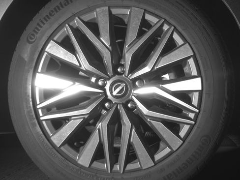 Used 2025 Nissan Altima 2.5 SV image 13