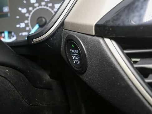 Used 2022 Ford Escape SE w/ Cold Weather Package AWD/4WD image 26
