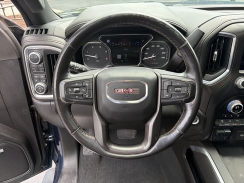 Used 2022 GMC Sierra 2500 AT4 w/ AT4 Premium Plus Package AWD/4WD image 10