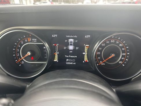 Used 2021 Jeep Gladiator Sport AWD/4WD image 27
