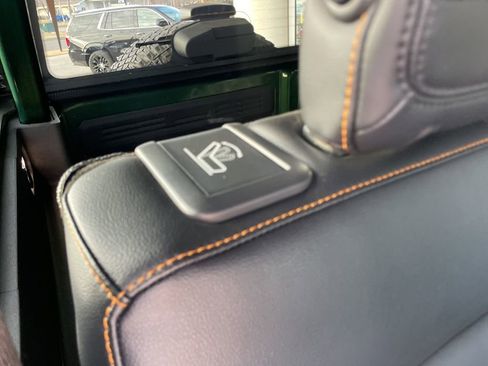 Used 2023 Ford Bronco Badlands w/ Sasquatch Package image 28