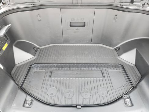 Used 2022 Ford F150 Lightning Lariat image 40