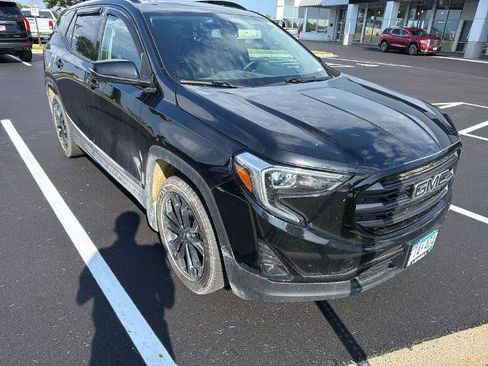 Used 2021 GMC Terrain SLT w/ Infotainment Package II AWD/4WD image 4