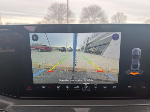 Used 2024 Ford Mustang GT Premium image 18