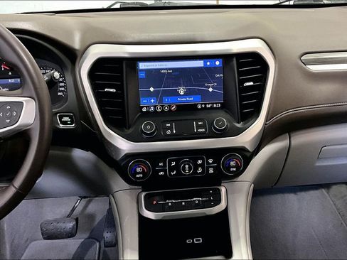 Used 2023 GMC Acadia SLT w/ LPO, Cargo Package AWD/4WD image 9