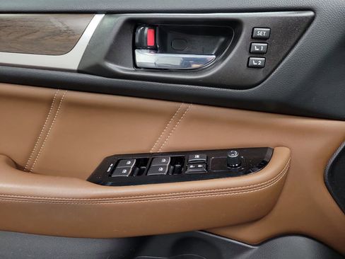 Used 2018 Subaru Outback 3.6R Touring image 20