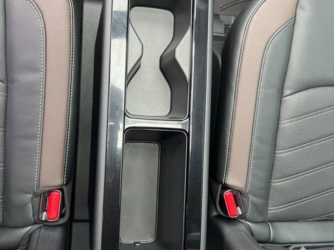 Used 2024 Nissan Pathfinder Platinum w/ Lighting Package (N93) image 35