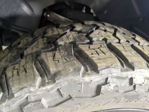 Used 2021 RAM 1500 Big Horn image 28