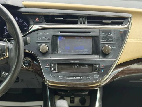 Used 2014 Toyota Avalon XLE Touring FWD image 21