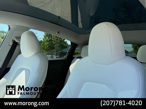 Used 2023 Tesla Model Y Long Range AWD/4WD image 28