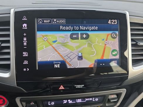 Used 2017 Honda Pilot Touring image 33