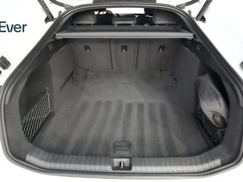 Used 2025 Audi S6 e-tron Premium Plus w/ Premium Plus AWD/4WD image 8
