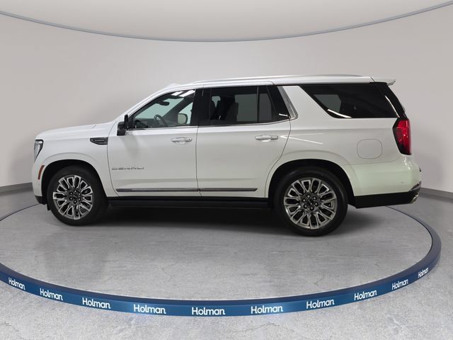 Used 2025 GMC Yukon Denali Ultimate AWD/4WD image 9