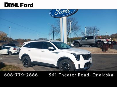 Used 2024 Kia Sorento S