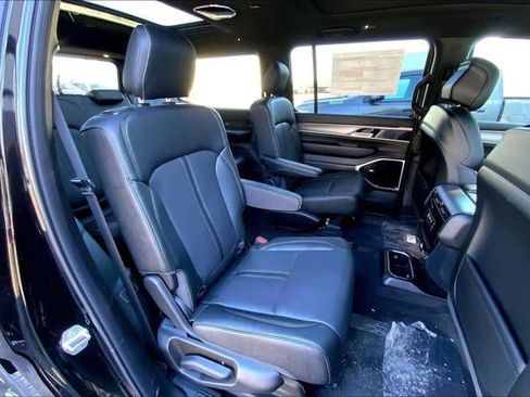 New 2026 Jeep Grand Wagoneer Limited w/ Premium Group II image 50