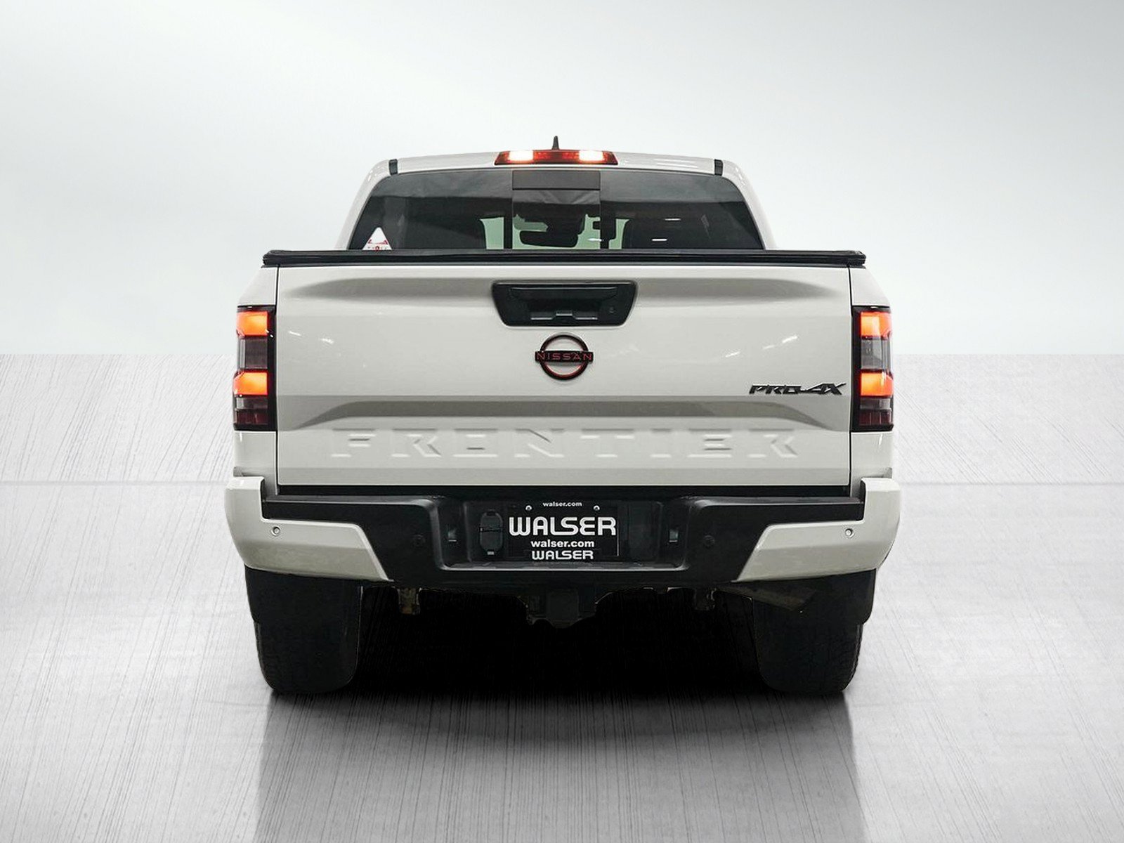 Used 2023 Nissan Frontier PRO-4X w/ Pro-4X Premium Package AWD/4WD image 4