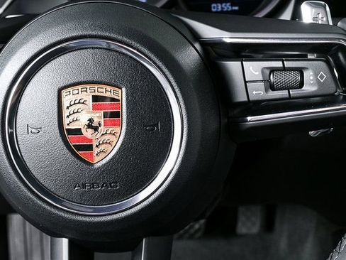 Certified 2026 Porsche Macan image 11