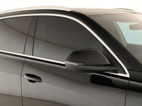 Certified 2022 Audi Q8 Premium Plus image 35