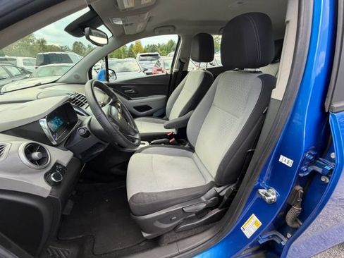 Used 2016 Chevrolet Trax LS AWD/4WD image 8
