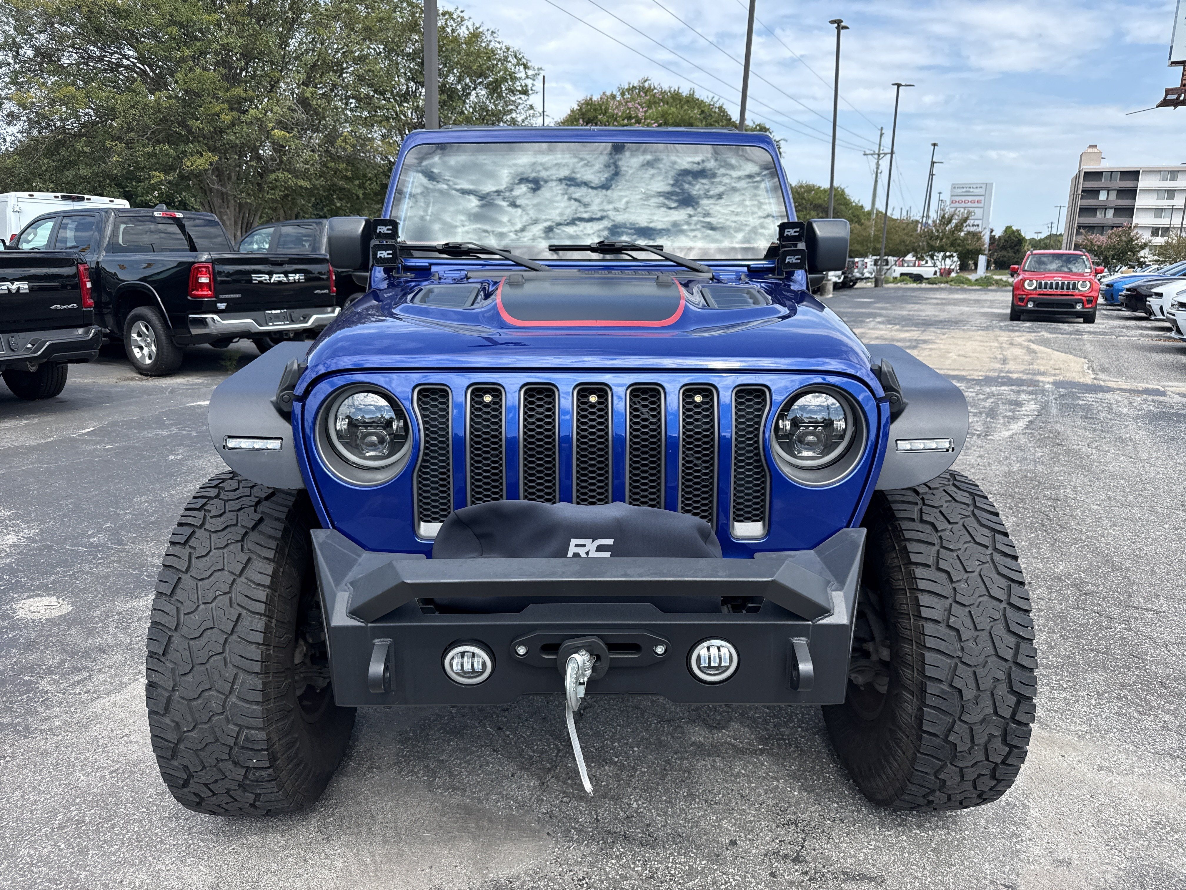 Used 2018 Jeep Wrangler Unlimited Rubicon AWD/4WD image 3