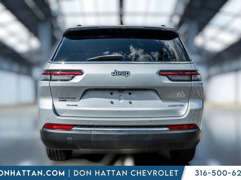Used 2023 Jeep Grand Cherokee L Limited image 32