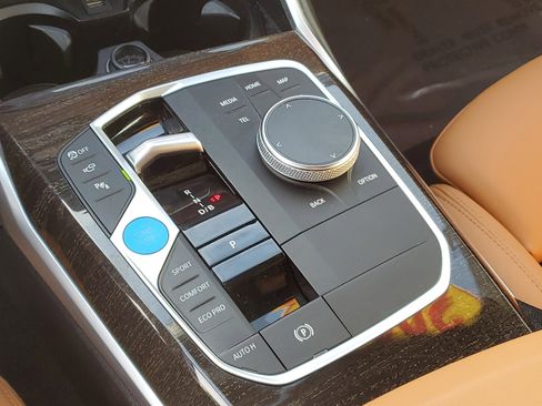 Used 2023 BMW i4 eDrive35 w/ Premium Package image 27