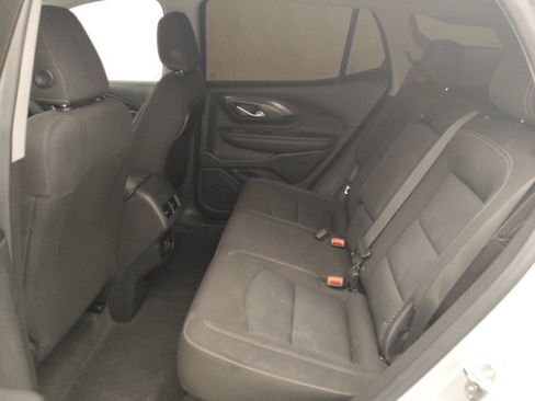 Used 2022 GMC Terrain SLE w/ Driver Convenience Package FWD image 18