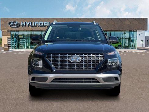 New 2026 Hyundai Venue SEL FWD image 12