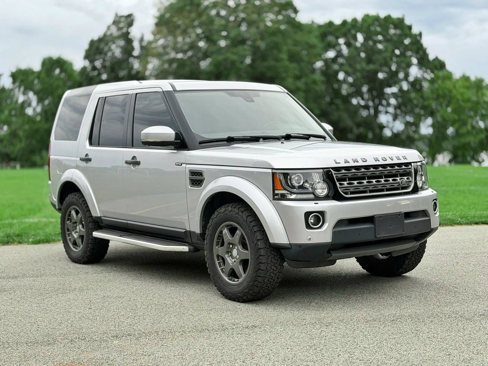 Used 2016 Land Rover LR4 HSE AWD/4WD image 7