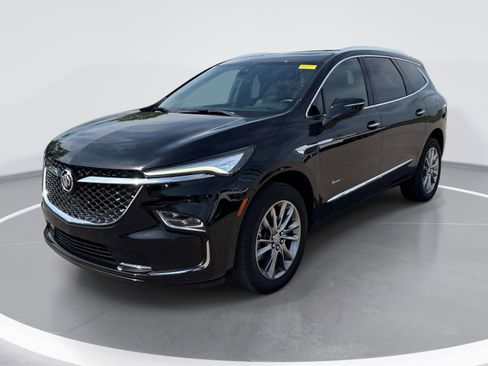 Used 2024 Buick Enclave Avenir w/ Avenir Technology Package image 3
