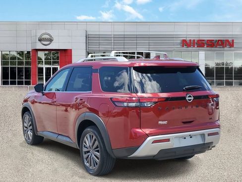 Certified 2023 Nissan Pathfinder SL w/ SL Premium Package image 8