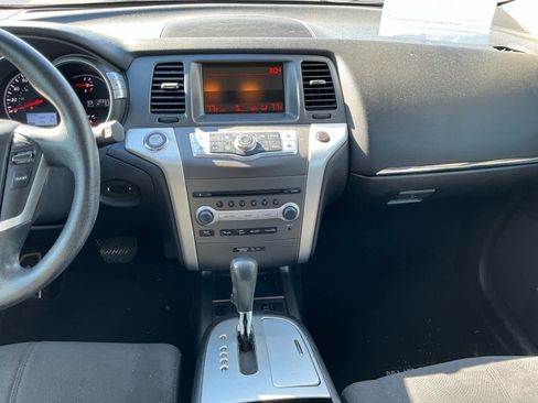 Used 2012 Nissan Murano S image 16