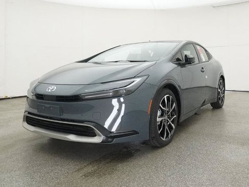 New 2026 Toyota Prius Plug-In Hybrid FWD image 47