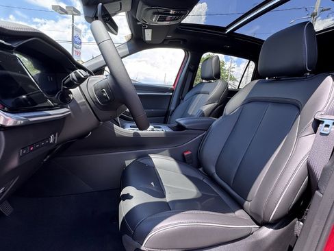 New 2025 Jeep Wagoneer S Limited image 16