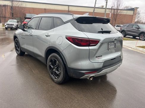 Used 2025 Chevrolet Blazer LT w/ Convenience Package image 7