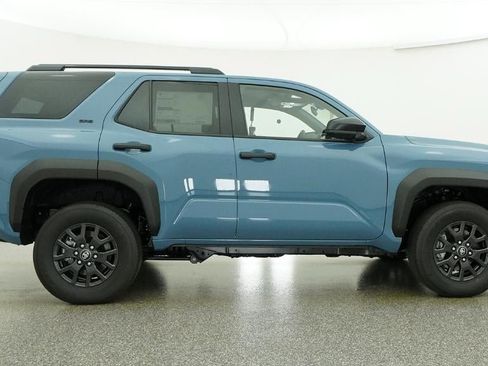 New 2026 Toyota 4Runner SR5 RWD image 27